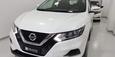 NISSAN QASHQAI 4x4 1.7DCI 150CV 4WD 70.000KM GANCIO TRAINO 2019